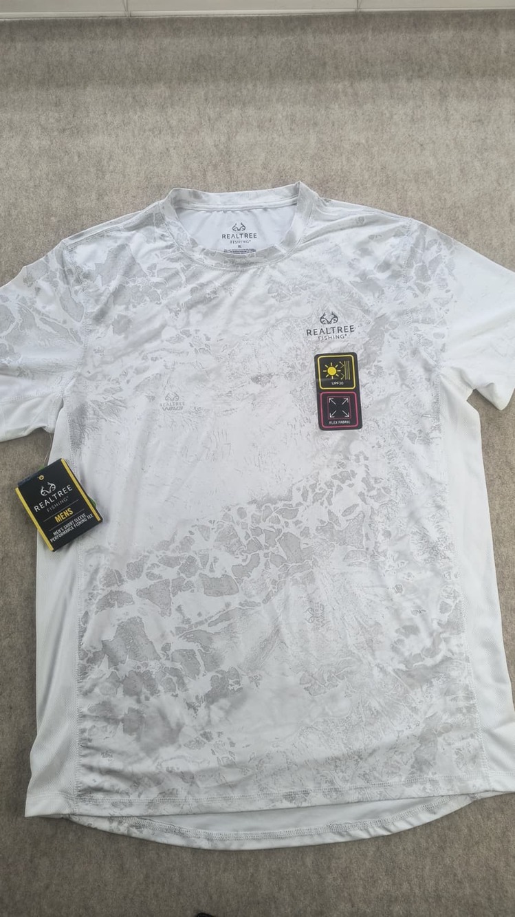 Realtree Fishing short sleeve shirt size XL